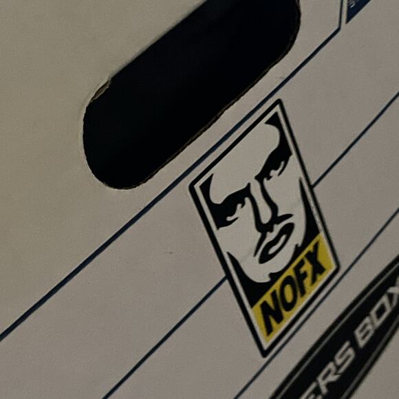 Wrangler Jeans Womens 29/7x34 Straight Leg Mid Rise Dark Wash 1009MWTMS - Picture 11 of 11